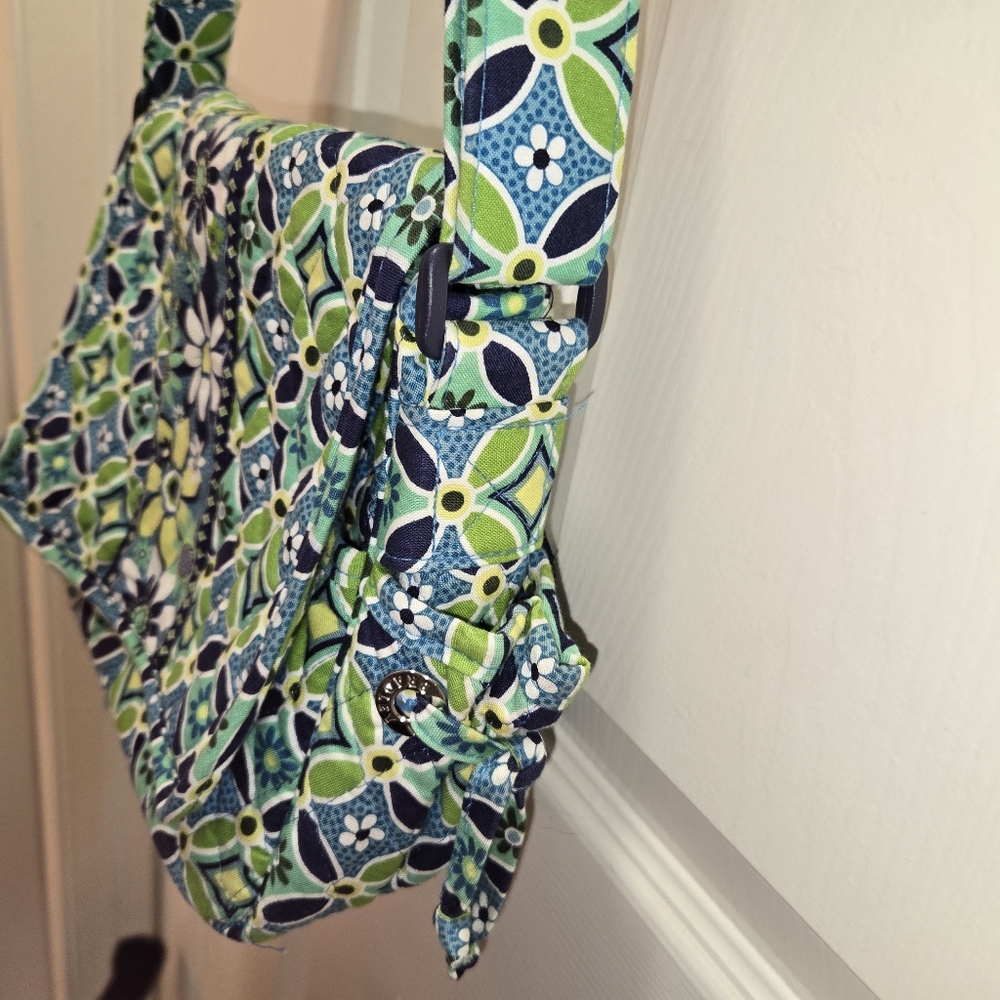 Vera Bradley Lindsay Crossbody, Daisy Daisy, NWOT - Picture 3 of 15